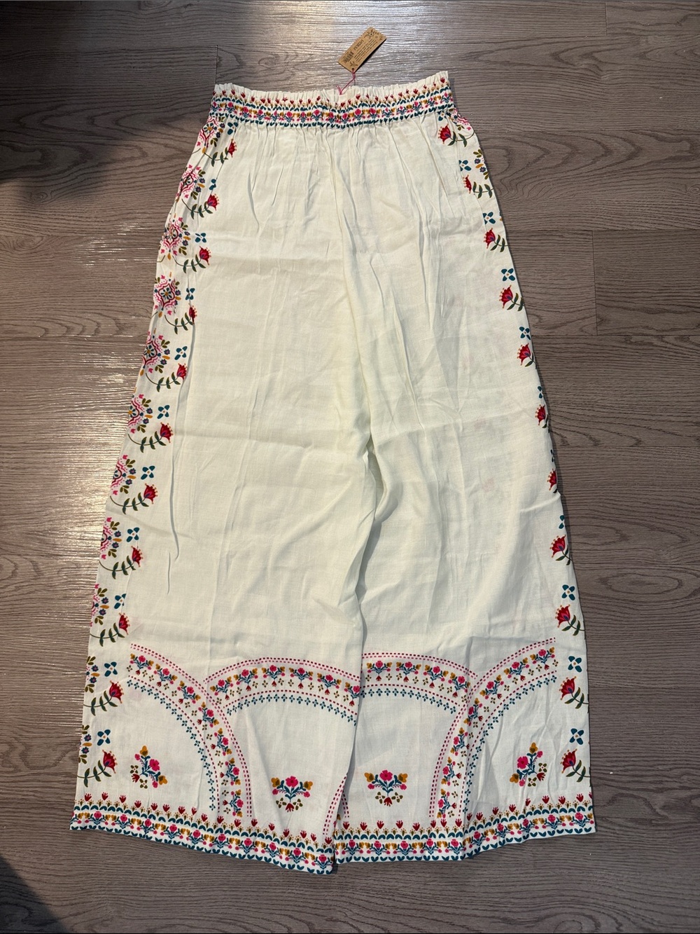 Natural Life Floral White Wide-Leg Boho Pants - Medium - New with Tags - Picture 2 of 3